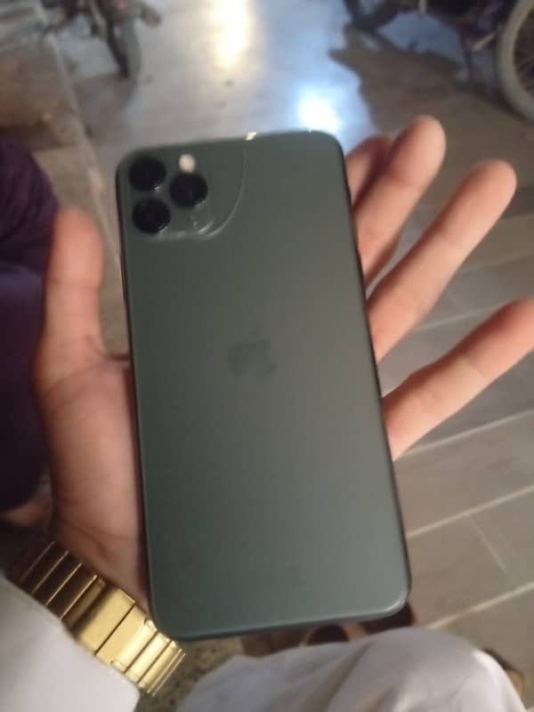 iPhone 11 pro max 5