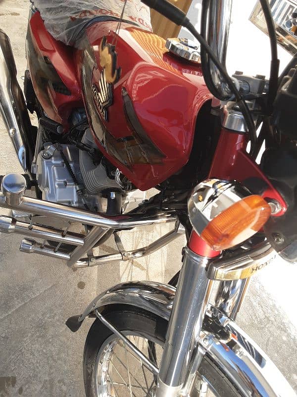 Fresh 125 Bike 2k23 with double Acceries ( Tankey Tapay ) 4