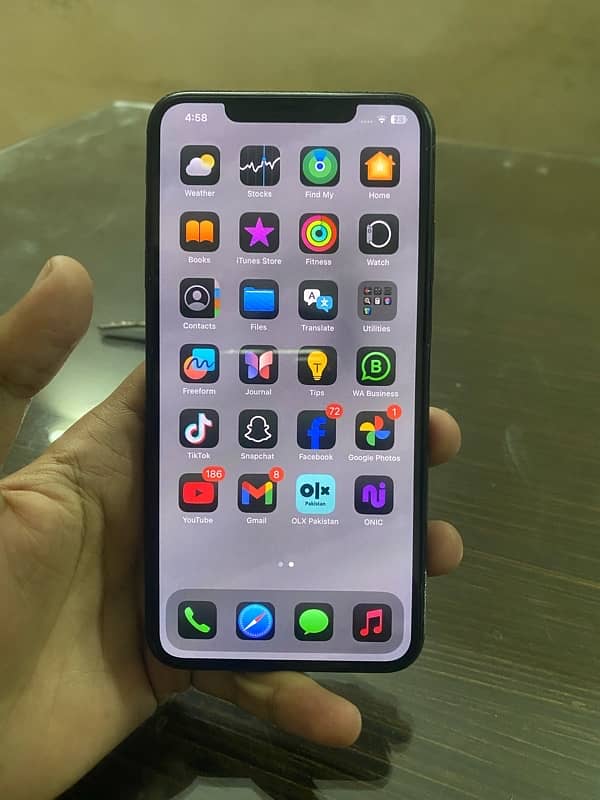 iphone  Xanax 64 gb factory unlock   eSIM  glitch 4