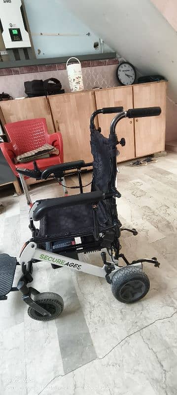 electric wheelchair 1