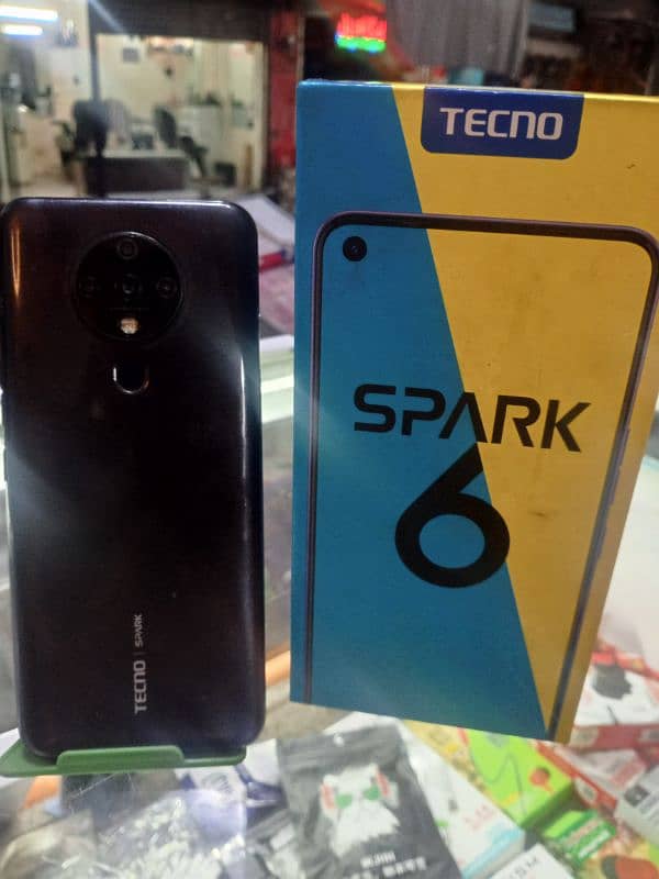 Tecno spark 6 (4/64) ram with box condition 10/8 koi issue nhi ha 0