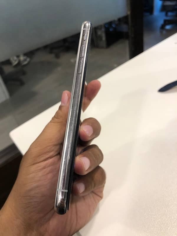 Iphone X 64gb approved 4