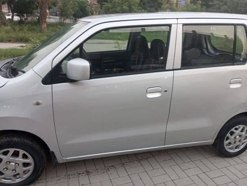 Suzuki Wagon R 2018 3