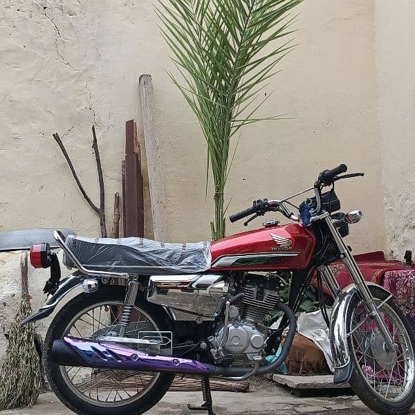 Honda 125 selfstard like a Brand new 0