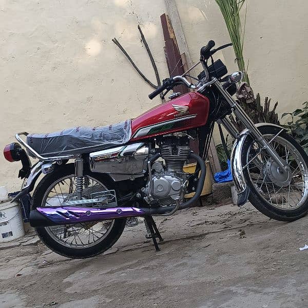 Honda 125 selfstard like a Brand new 1