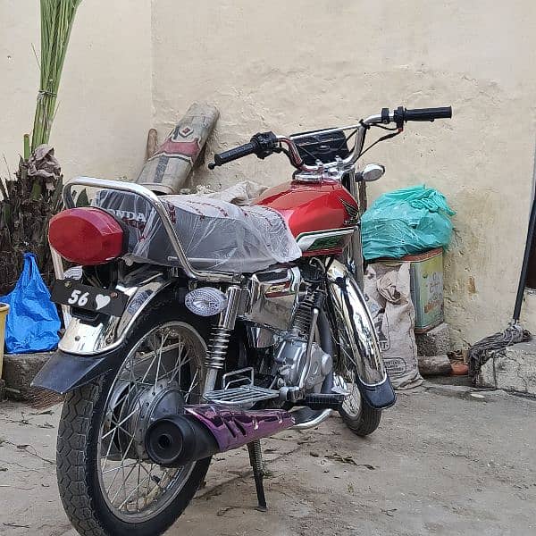 Honda 125 selfstard like a Brand new 2