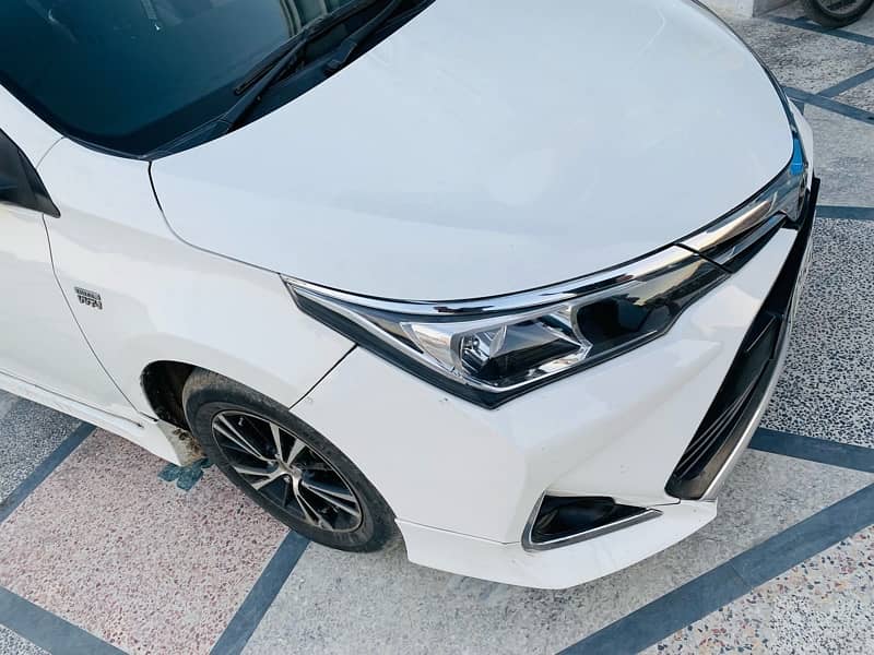 Toyota Corolla Altis 2016 4