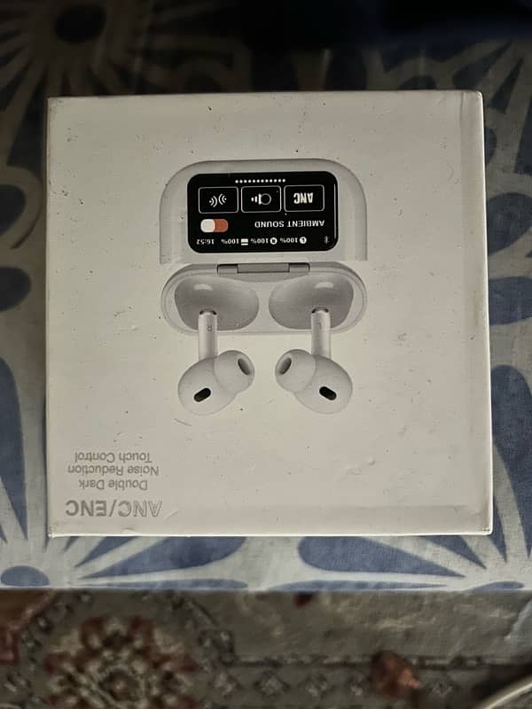 Airpods with display and ANC 0