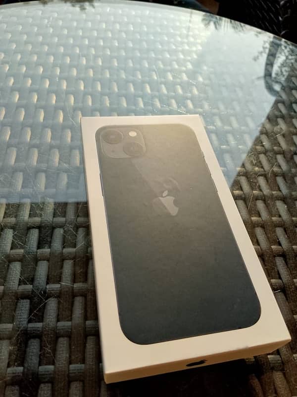 iPhone 13 128gb Non PTA 3