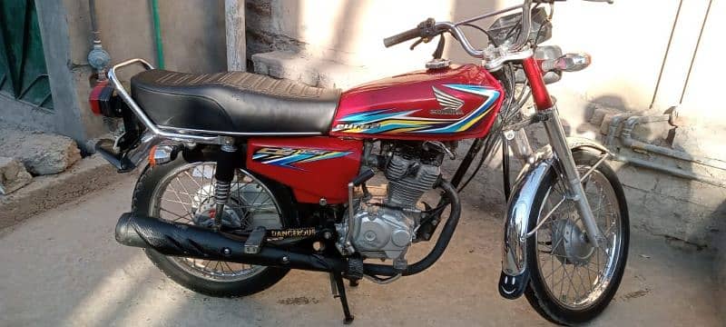 Honda 125 bilkul lash condition full orginal condition mh 2