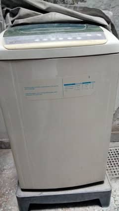 Dawlance automatic washing machine