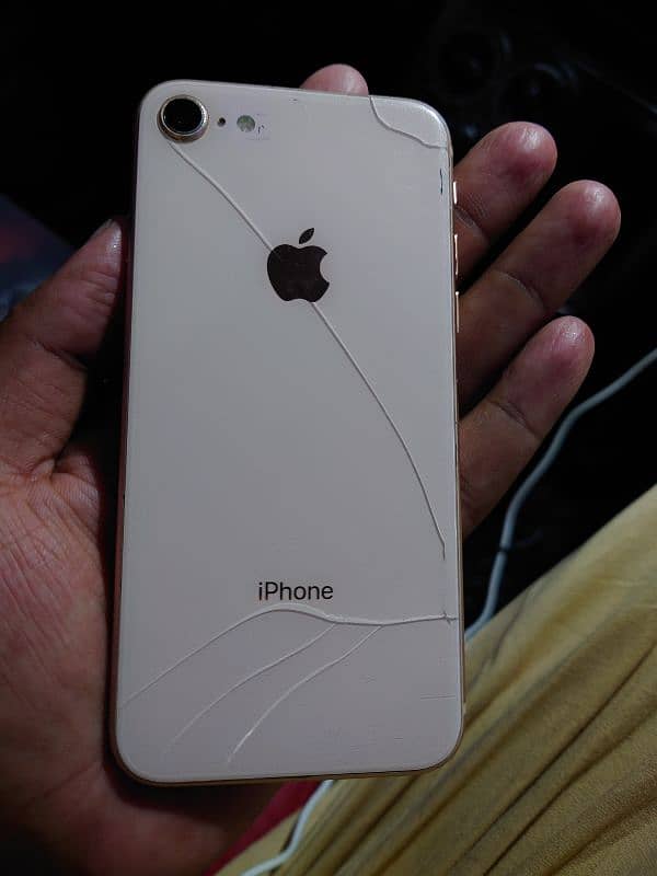 iphone 8 PTA Approved  exchange bhi ho jaye ga 1