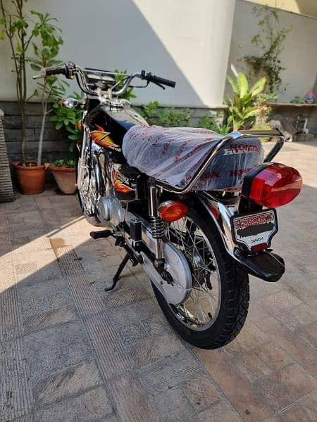 03259930677 only WhatsApp on Honda CG 125 for sale 1