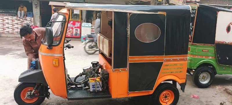 new rickshaw sale urgently 3