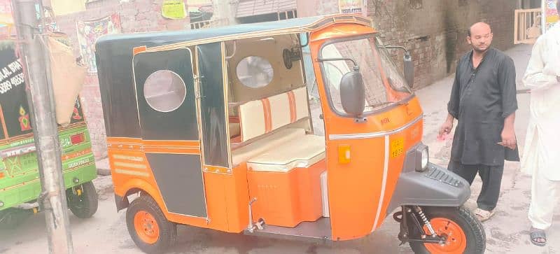 new rickshaw sale urgently 7