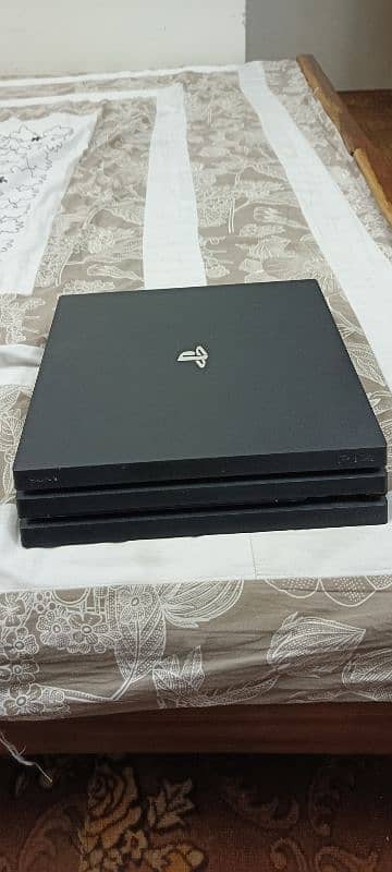 ps4 pro 1