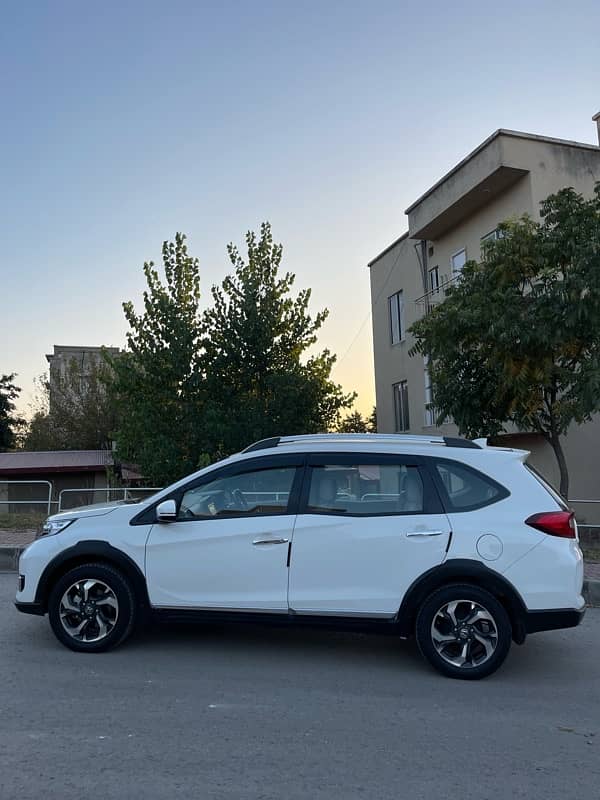 Honda BR-V IVTEC S 4