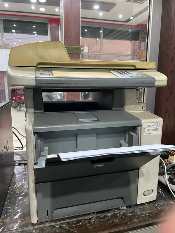 HP Laser Jet P3005 3