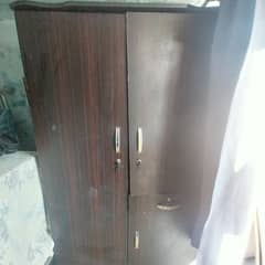 Almirah/ wooden Wardrobe