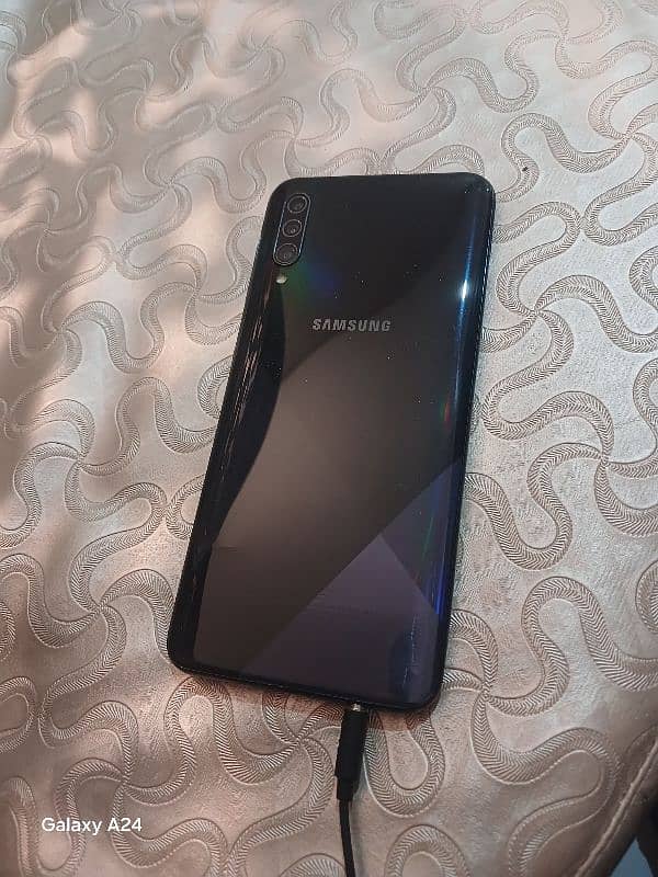 Samsung a30s 4gb 128gb pta approved 1