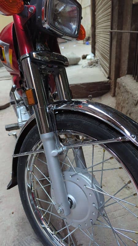 Honda 125 brand new condition Applied 4 open letter hai 600 used 6