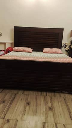 Bed Available For Sale