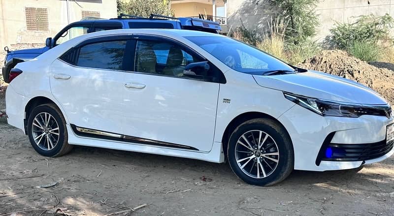 Toyota Corolla Altis 2019 3