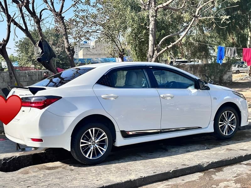 Toyota Corolla Altis 2019 6