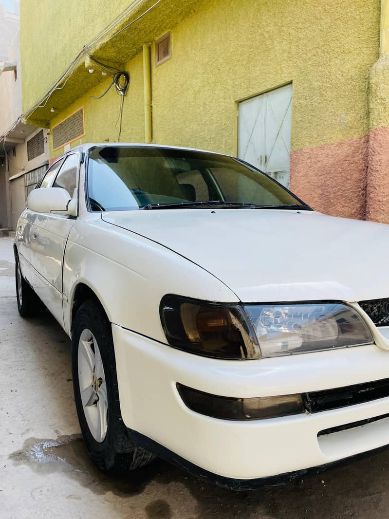 Toyota Corolla XE 1999 15