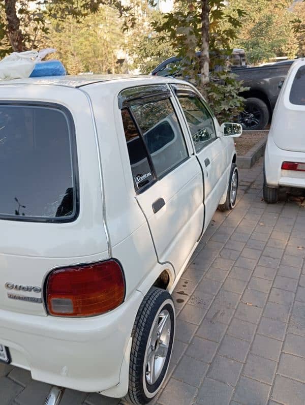 Daihatsu Cuore 2002 2