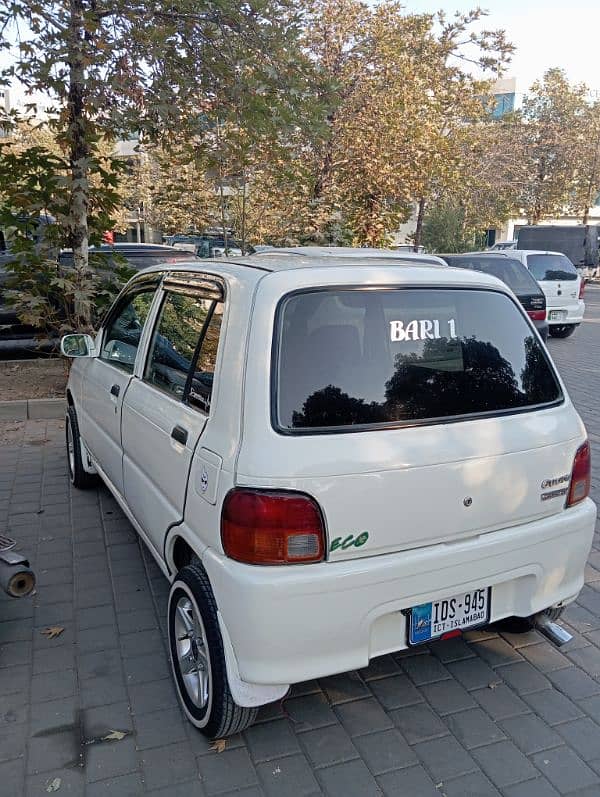 Daihatsu Cuore 2002 3