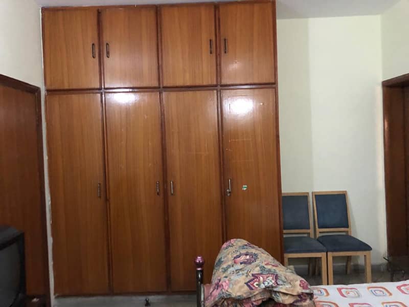 1 Bed Available In 1 Kanal House For Girls Only In CC Block Phase 4 DHA Lahore 7