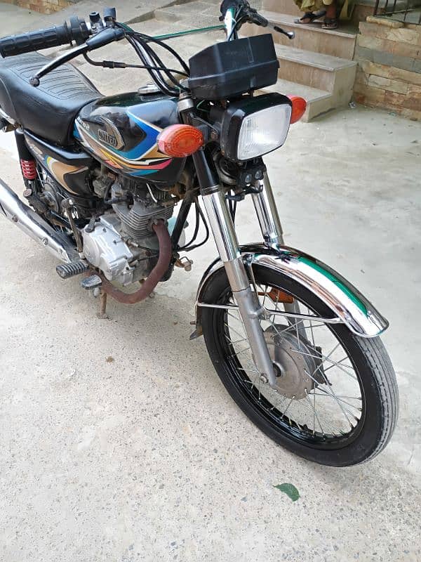 125cc United 5