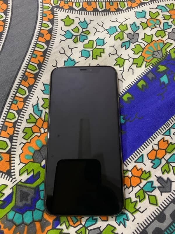 Iphone 11pro Glod 256 gb Dual Pta Approved 0