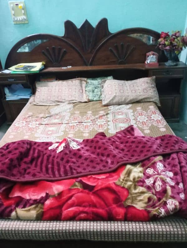 Double bed for sale 0