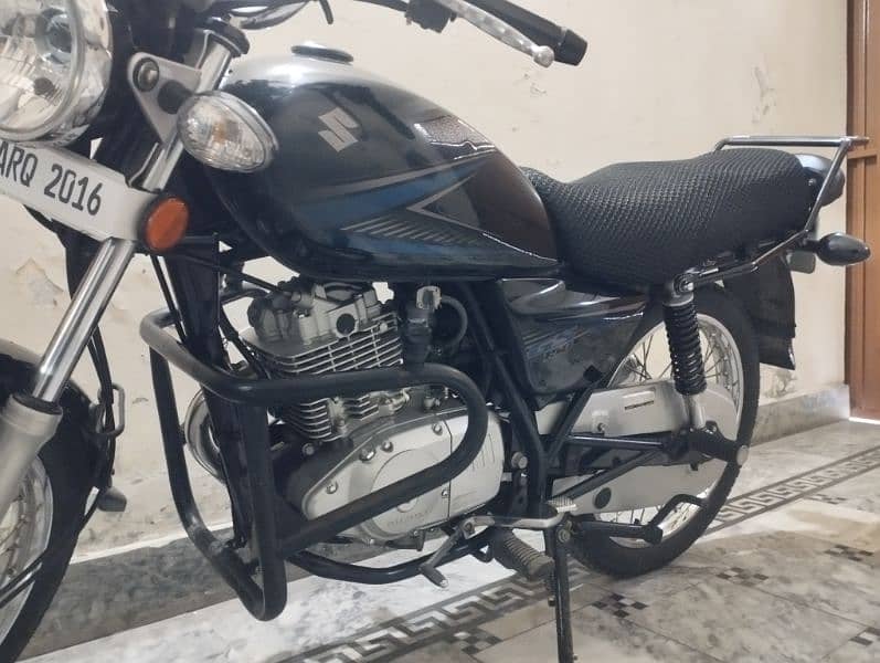 Suzuki GS 150 2023 Model 7