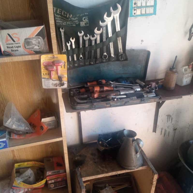 Spare Parts Shop alongwith AUZAR  available 1