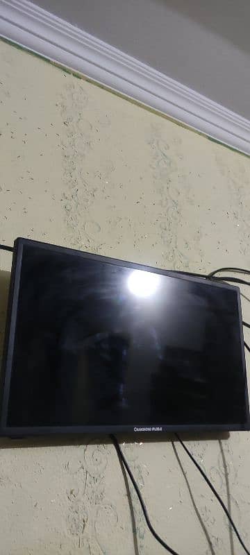 TV good condition 4