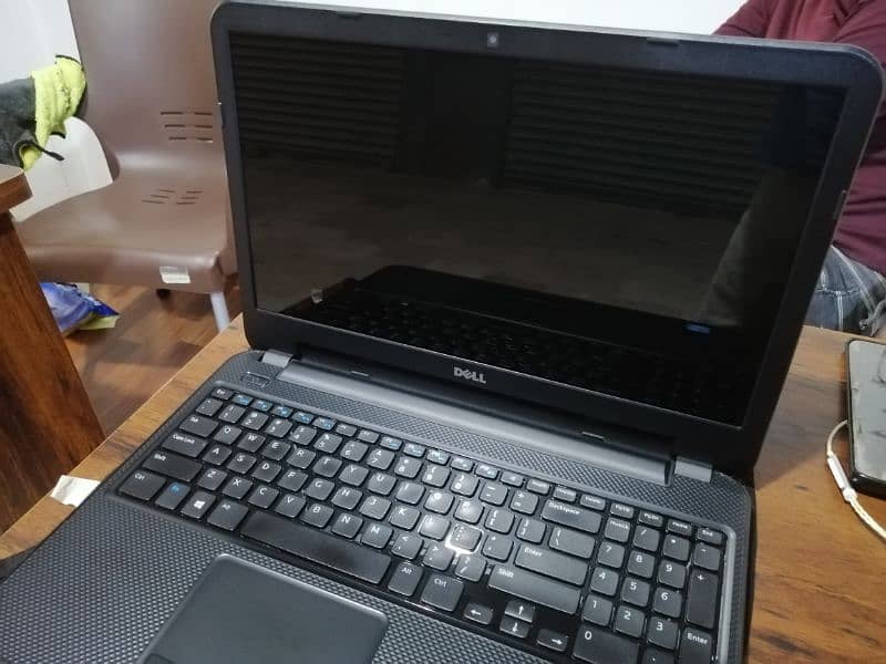 Dell 3521 Core i3 3rd gen 6gb 320hd 3