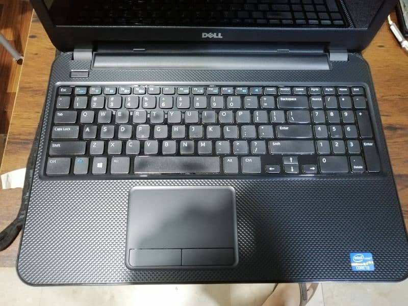 Dell 3521 Core i3 3rd gen 6gb 320hd 4