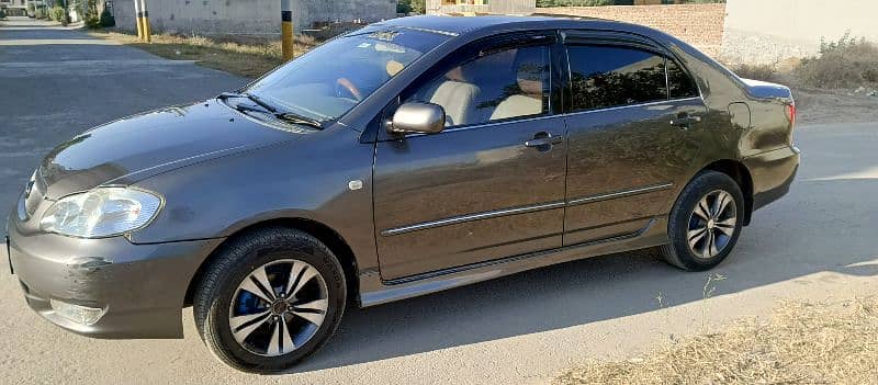 Toyota Corolla se saloon special edition. 10