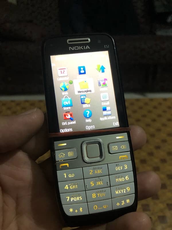 Nokia E52 (read add first) 6