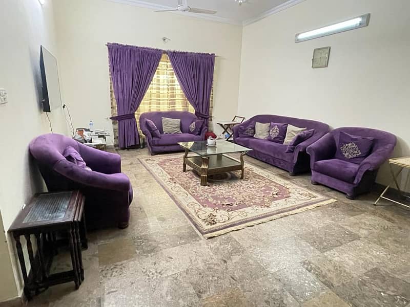 1 Kanal Independent House For Rent 4