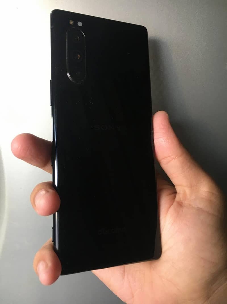 Sony Xperia 5 All ok PTA official approve 6 64 10by10 condition 1