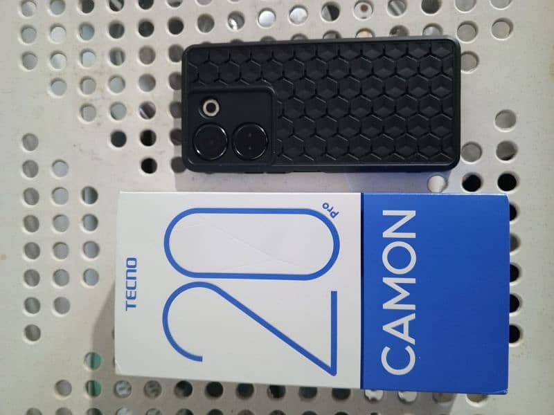 Tecno Camon 20 pro 8+8/256 Full Box 7 months warranty 1