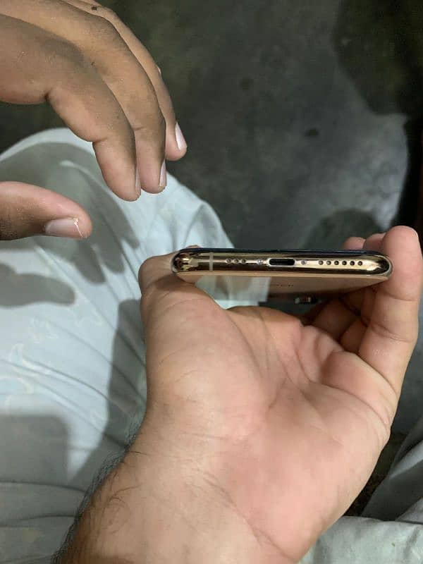 iphone xs 0