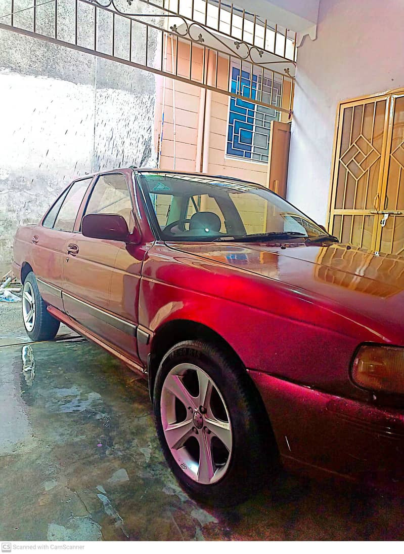 Nissan Sunny 1990 Sedan 3