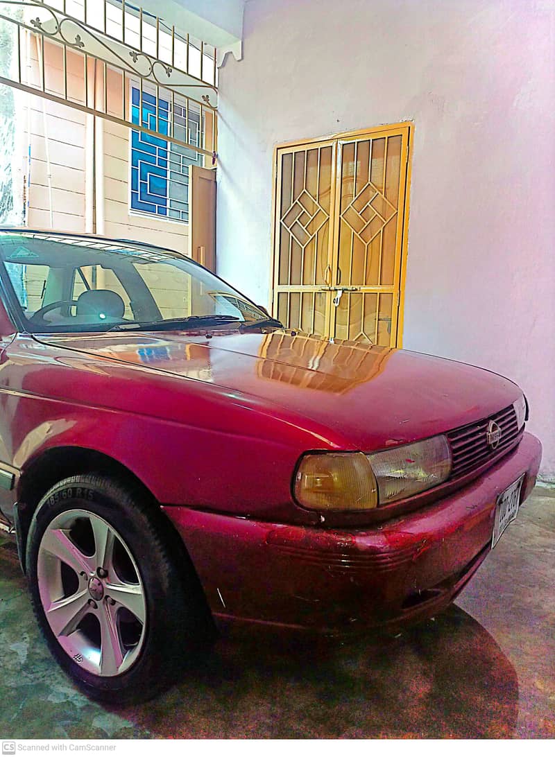 Nissan Sunny 1990 Sedan 4