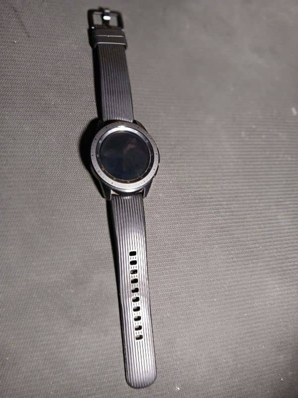 Samsung Galaxy Watch SMR-810 3