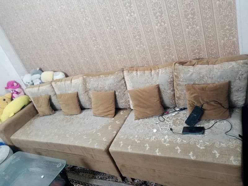 5 seater sofa set  low price no bargening 5